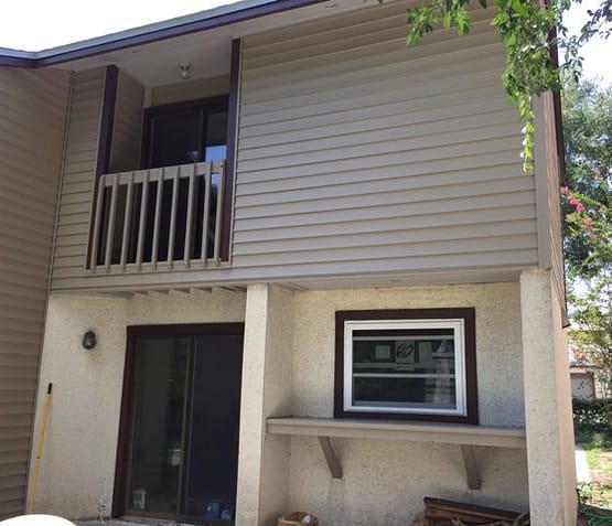 A picture of the outside of a house.